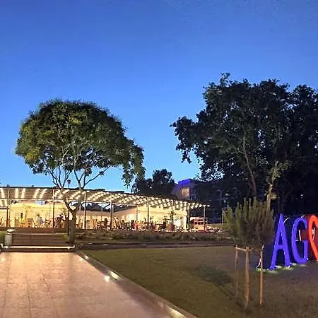 Agora Отель Нептун