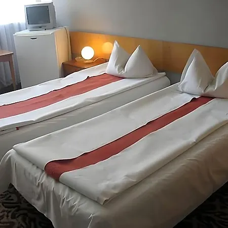 Отель Agora