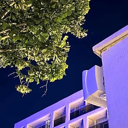 Agora Отель 3*